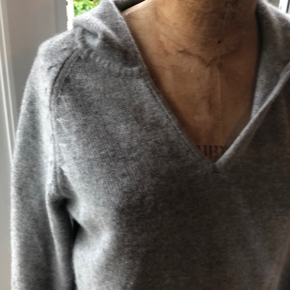 Cashmere sweater